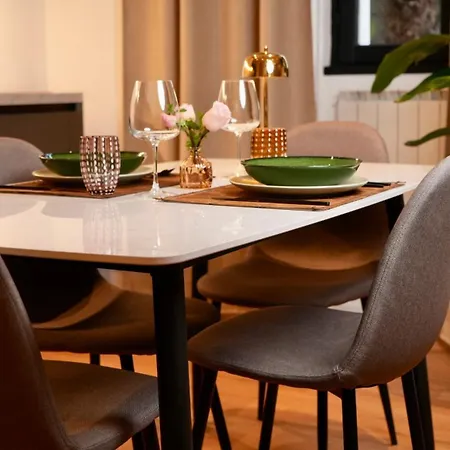 Palmarea House Apartmán *